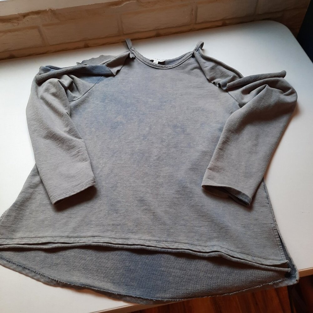 Umgee Top Womens Small Cold Shoulder Sweatshirt Tunic Sweater Acid Wash Grunge